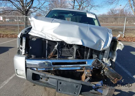 2011 Chevrolet Silverado 1500 Lt from USA, damaged, VIN 1GCRKSE39BZ283688